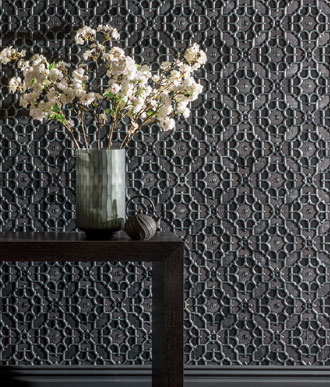 Lincrusta Tapete schwarz grau als Wandverkleidung Wohnzimmer
